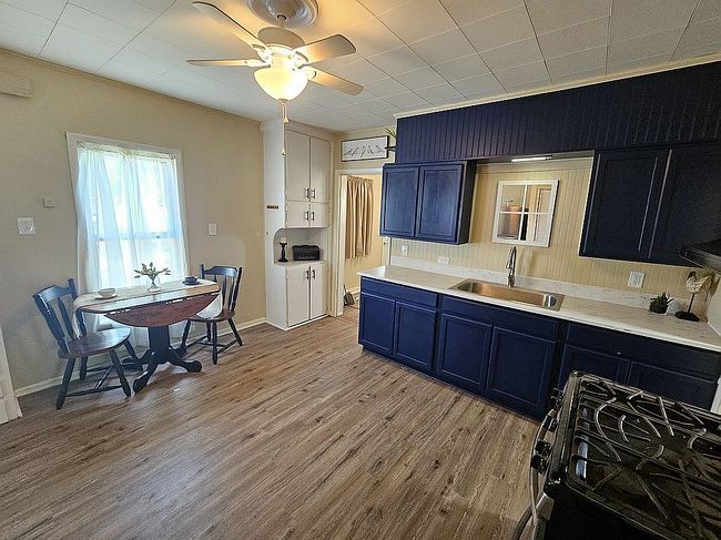 Photo of 1617 N Church St, Marceline, MO