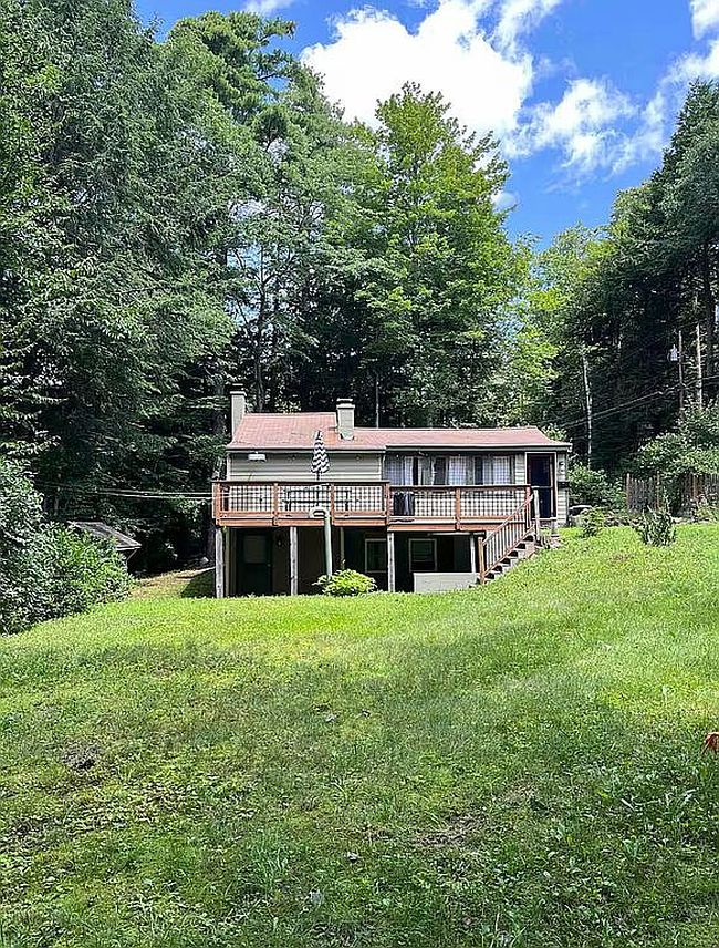 Image of 22 Fox Dr