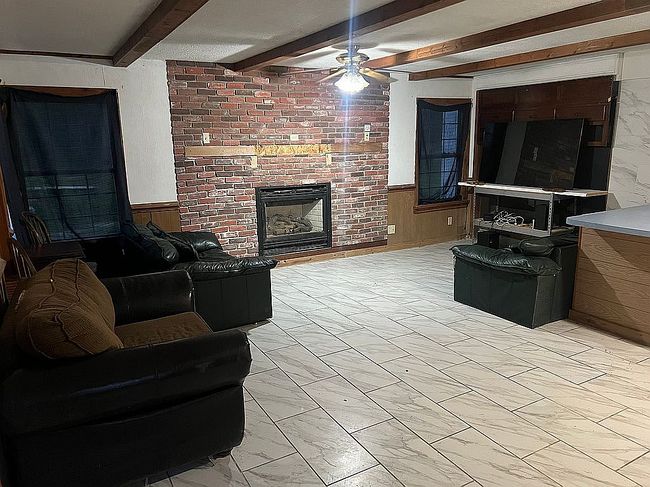 Photo of 2405 Gale Rd, Eaton Rapids, MI