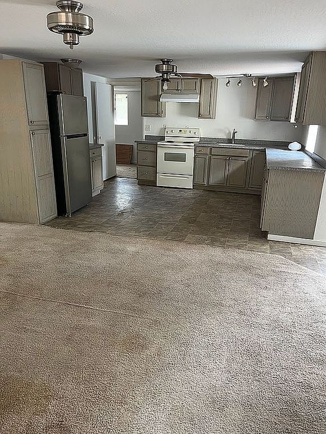 Photo of 2058 Pinehaven Ln, Overgaard, AZ