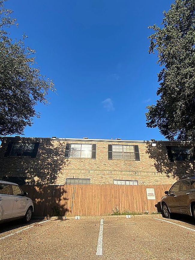 Photo of 2906 West Ave Apt 2, Austin, TX