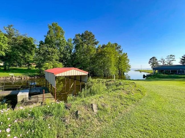 Photo of 895 Merritt Mountain Rd, Many, LA