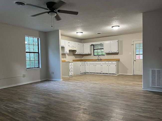 Photo of 405 W 5th St, Iuka, MS