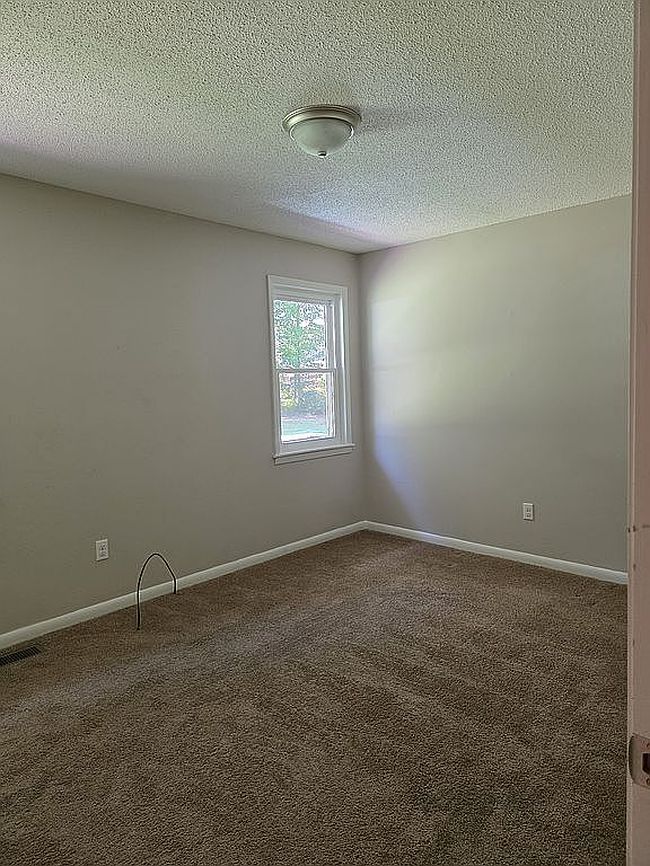 Photo of 208 Birch St, Smithfield, NC