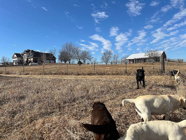 Additional photo 1 of property located at 561 S 26th Rd