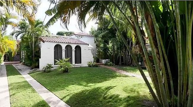 Image of 3767 Royal Palm Ave