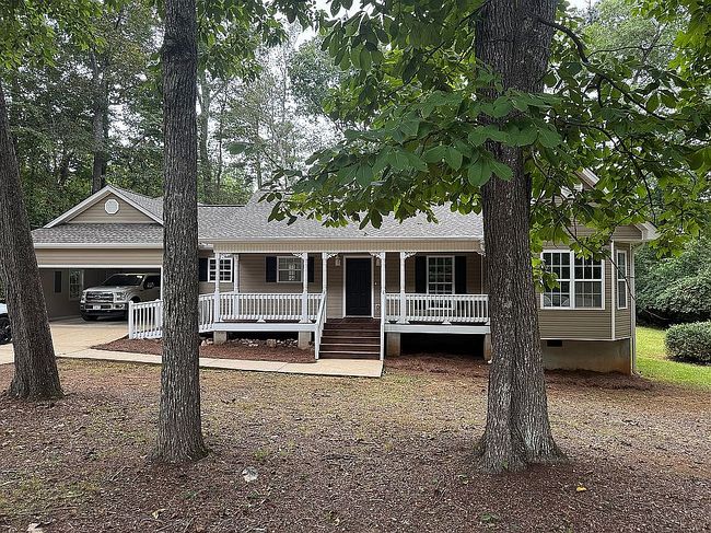 Photo of 1249 Center Point Rd