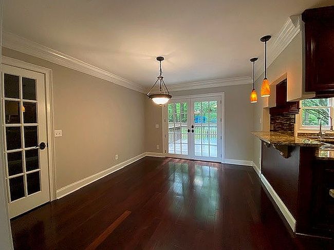 Image of 852 Georgetown Dr