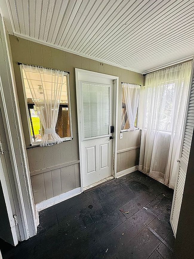 Photo of 2425 Myrtle Ave, Punta Gorda, FL