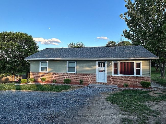 Image of 3621 Jadwyn Rd