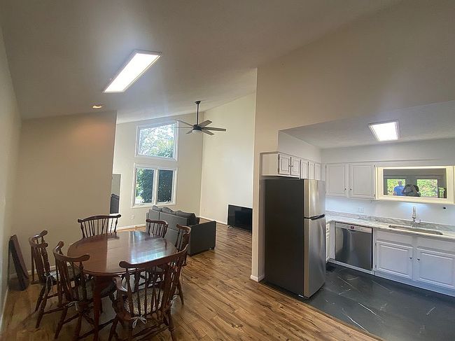 Photo of 1063 Rosedale Dr, Rockingham, VA