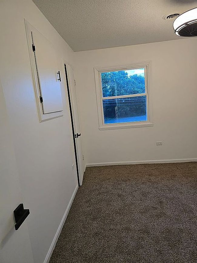 101 Oxford Pl Apt 10, High Pt, NC