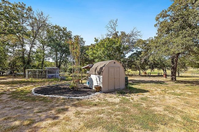 Photo of 296 Wolf Ln, La Vernia, TX