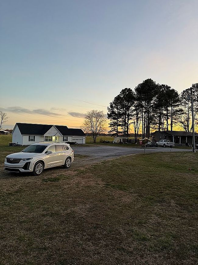 Image of 119 Pine Tree Ln