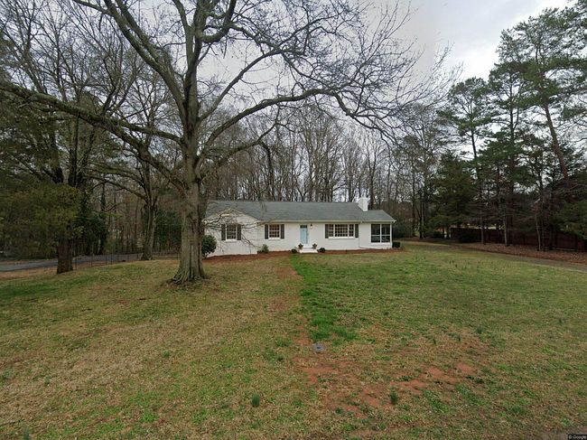 Photo of 1601 S Point Rd