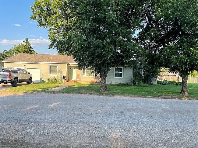 Photo of 403 S Foley St, Seymour, TX