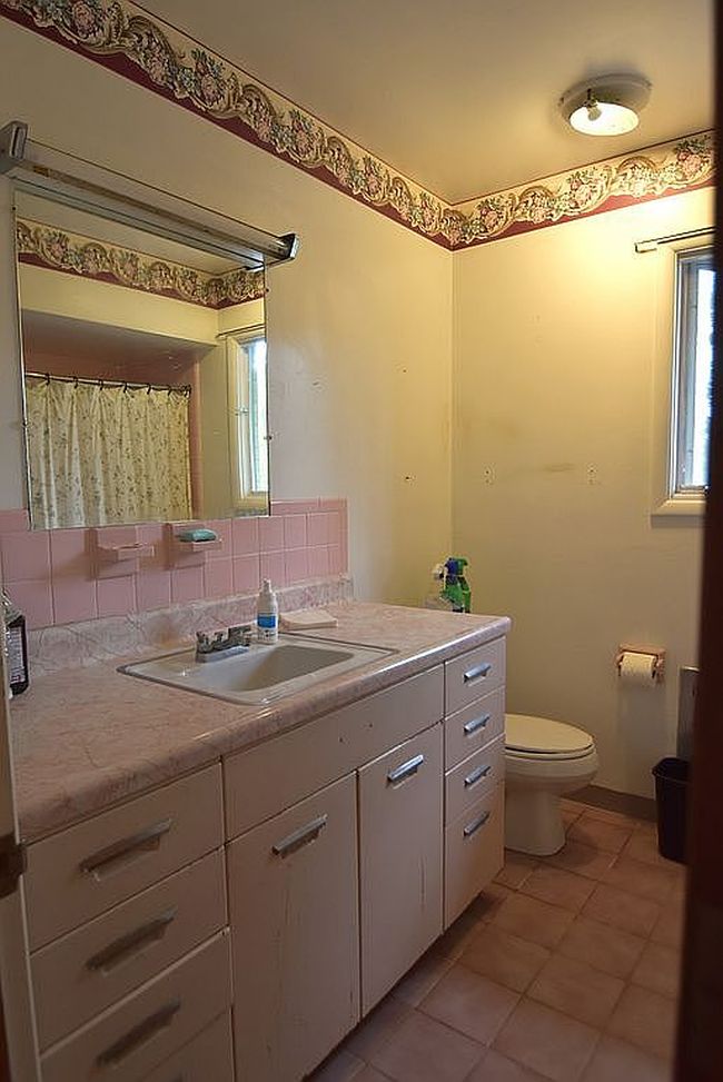 Image of 3165 Dale Ave