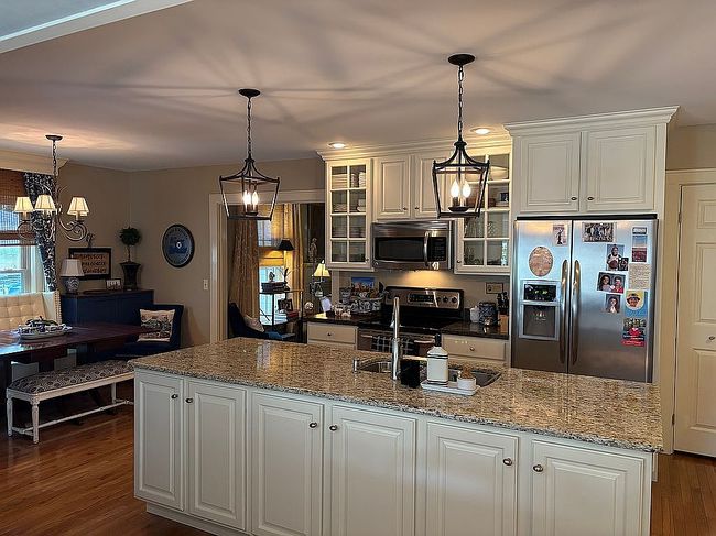 Image of 1844 Stratford Dr