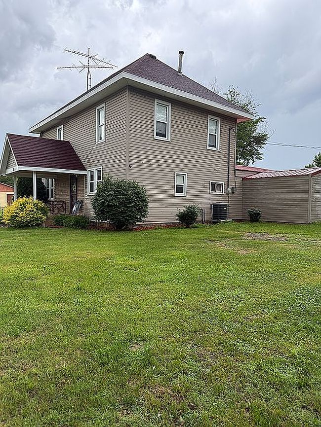 Photo of 600 W Washington St, Watseka, IL