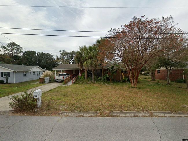 Image of 1143 Bayview Ln