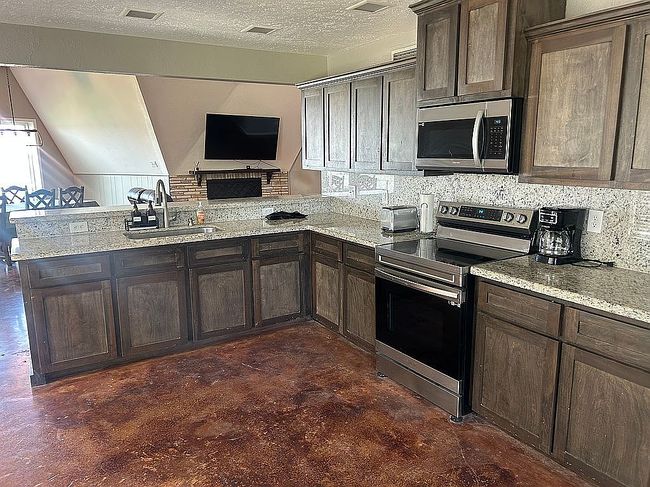 Image of 1264 S County Road 2303