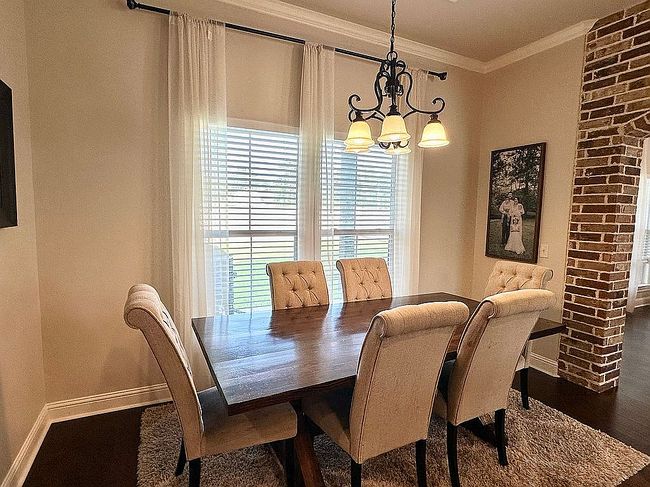 Additional photo 1 of property located at 1390 Kalas Cir