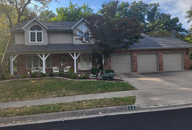 Image of 1128 W Brookforest Dr