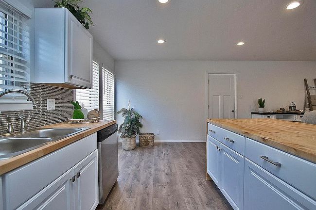 Additional photo 1 of property located at 5332 Bastille Ave