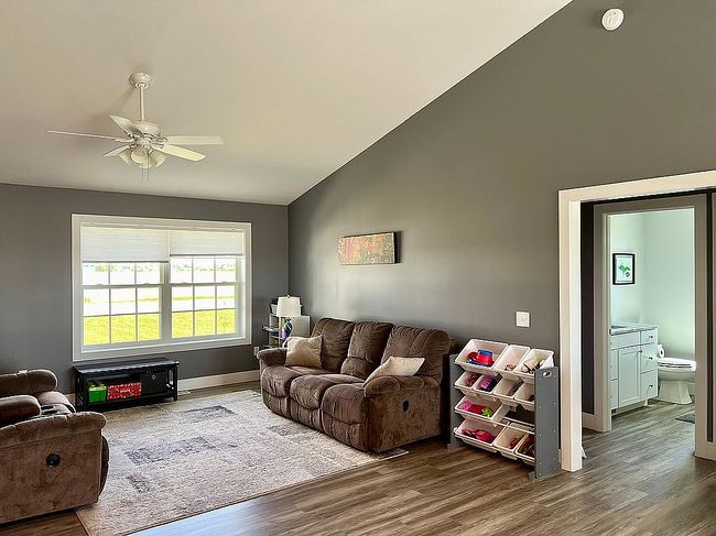 Photo of 179 W Midland Rd, Auburn, MI