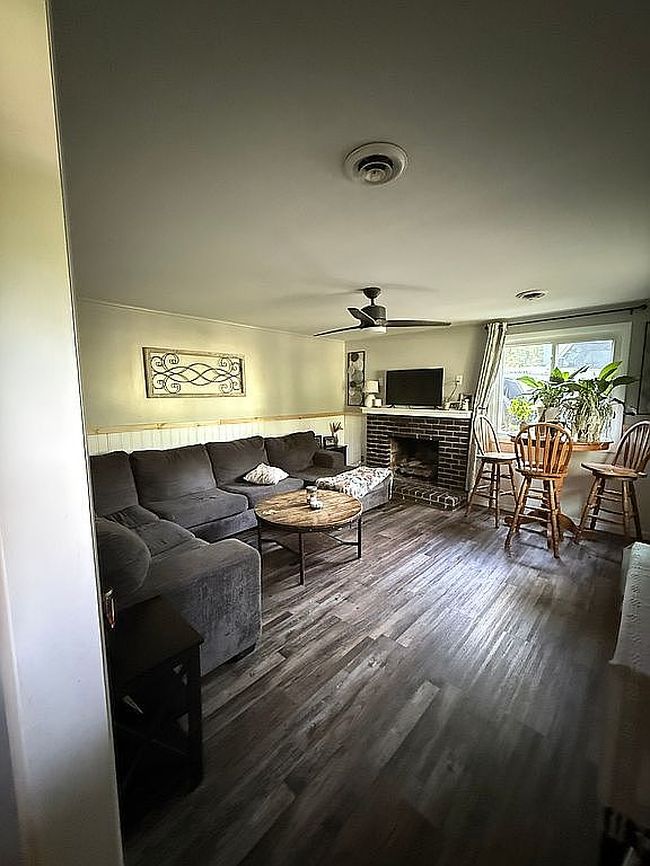 Photo of 616 Ross Rd, Lexington, VA