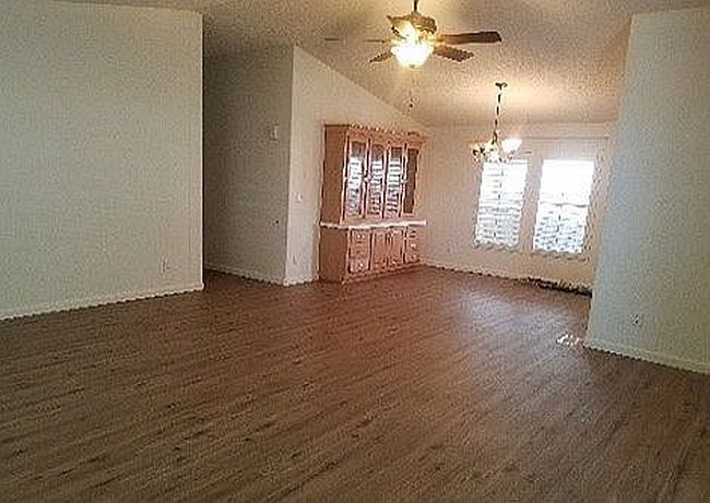 Image of 612 44th St