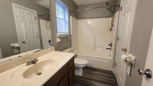 Image of 9272 Grove Manor Dr
