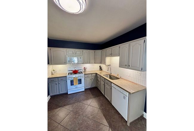 Additional photo 2 of property located at 16702 Dartmouth Ave