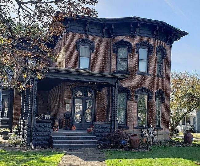 Image of 606 N Wooister Ave