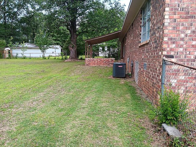 Image of 2523 Ward Dr