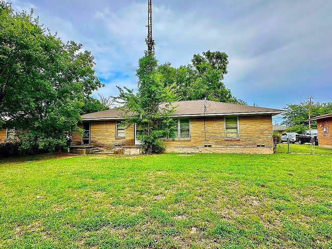 Photo of 1103 Fair Ave, Gainesville, TX