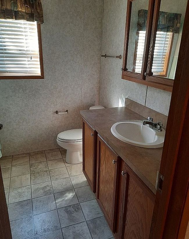 Photo of 1324 Sandstone Dr, West Fargo, ND
