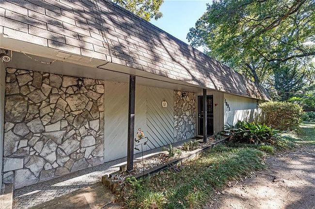 Preview of property located at 1091 Azalea Rd