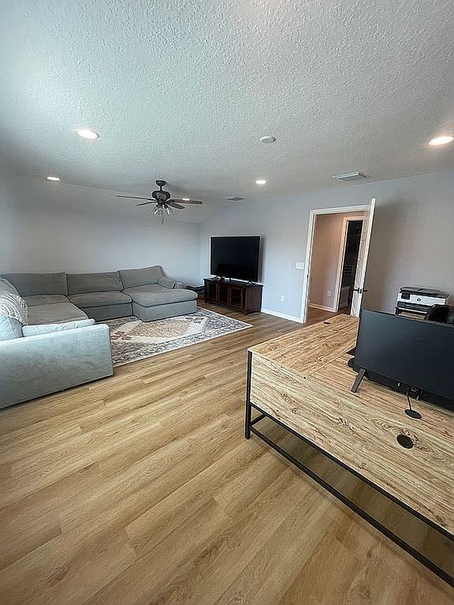 Image of 2730 Alder Ave
