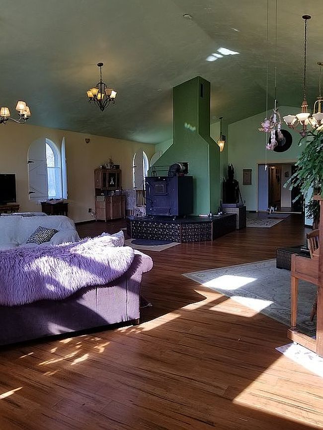 Photo of 529 3rd Ave, St Ignatius, MT
