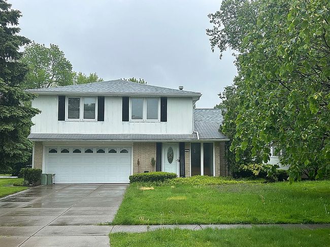 Photo of 217 Surrey Run, Amherst, NY