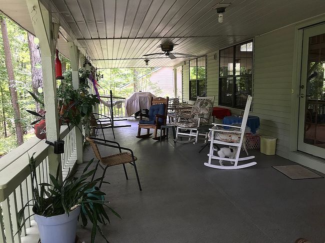 Photo of 474 Valhalla Dr