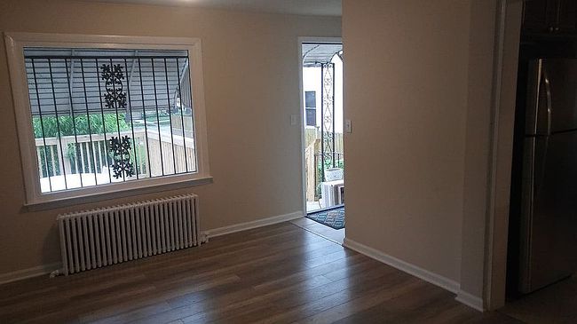 Photo of 3404 N Ozark Ave, Chicago, IL