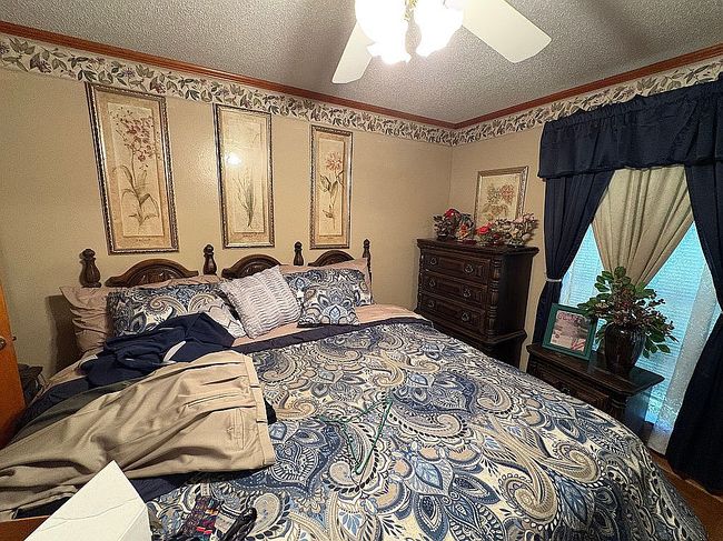 Image of 157 Greenfield Dr