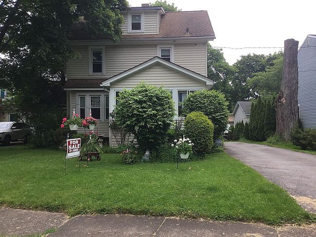 Additional photo 3 of property located at 150 Meadow Dr