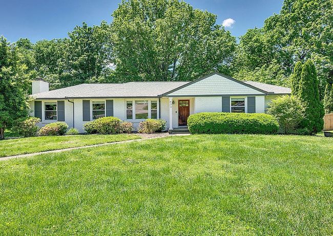 Photo of 633 Oakley Dr, Nashville, TN