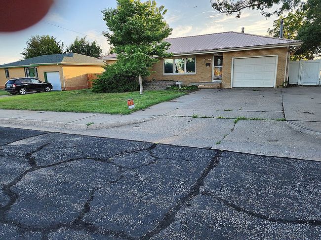 Photo of 1307 Lawrence Dr, Hays, KS