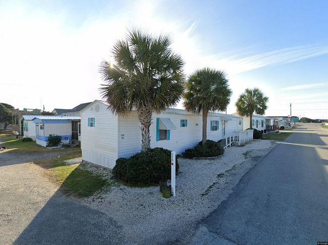 Photo of 108 E Mobile Dr, Atlantic Beach, NC
