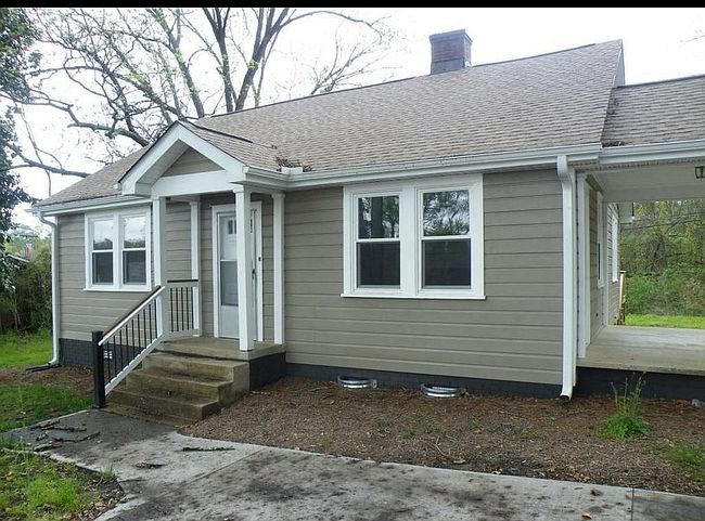 Preview of property located at 812 Chesnee Hwy