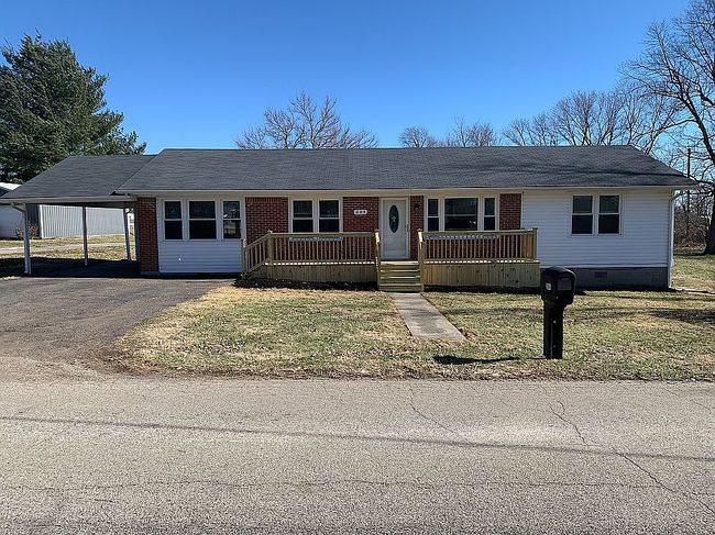 Image of 204 Saint Ambrose Church Ln